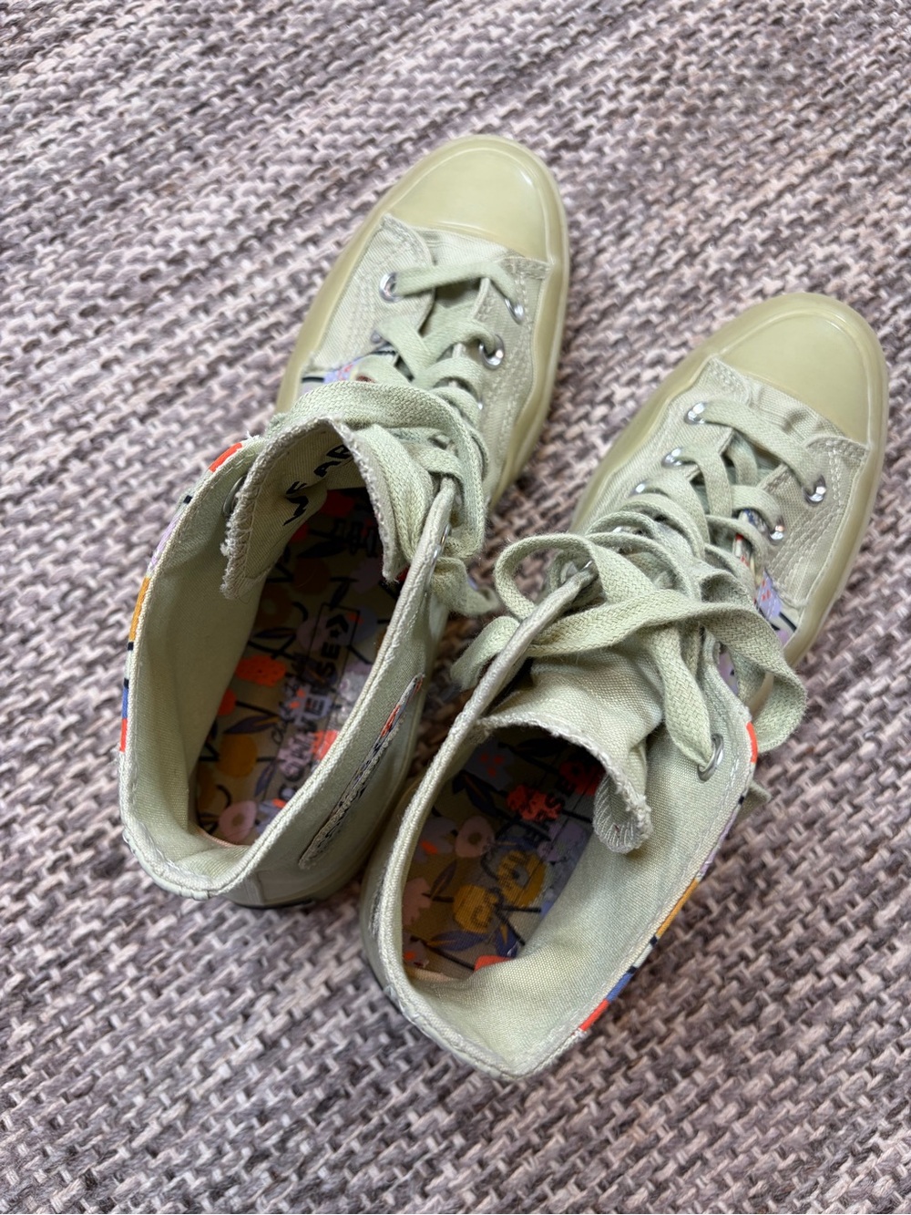 Converse Chuck 70 High “We are All Stronger Together” Sneaker Green Floral - Picture 7 of 10